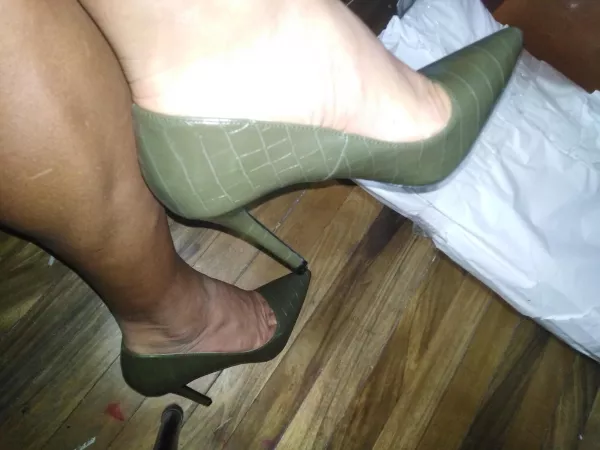 I love rhis color, for the war's heels by Angelcr1974