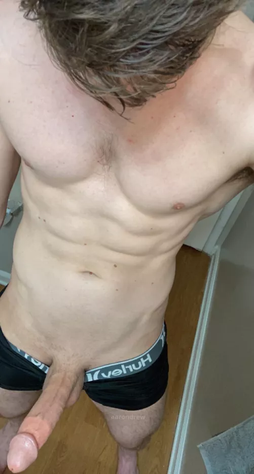 I love sharing my nudes with you dudes 😜 by aarondrew1