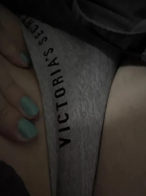 I love showing off my panties by curioussdcdgirl