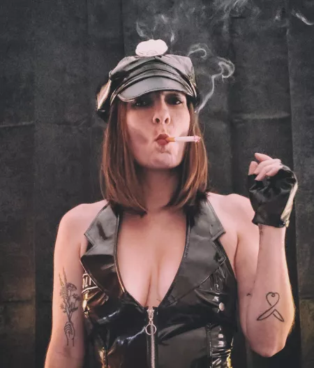 I love smoking cigarettes so much. Watch me smoke. by emmacantquit