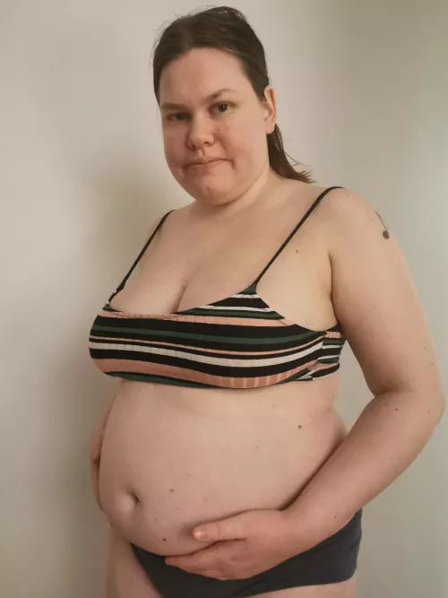 I love stuffing my belly. 😘 by TheGrowingFeedee