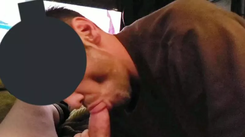 I love sucking on cam by biblowguy