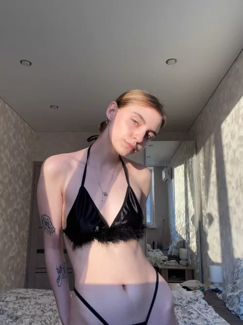 I love sweets so much and I like to suck on something all the time by meelkss