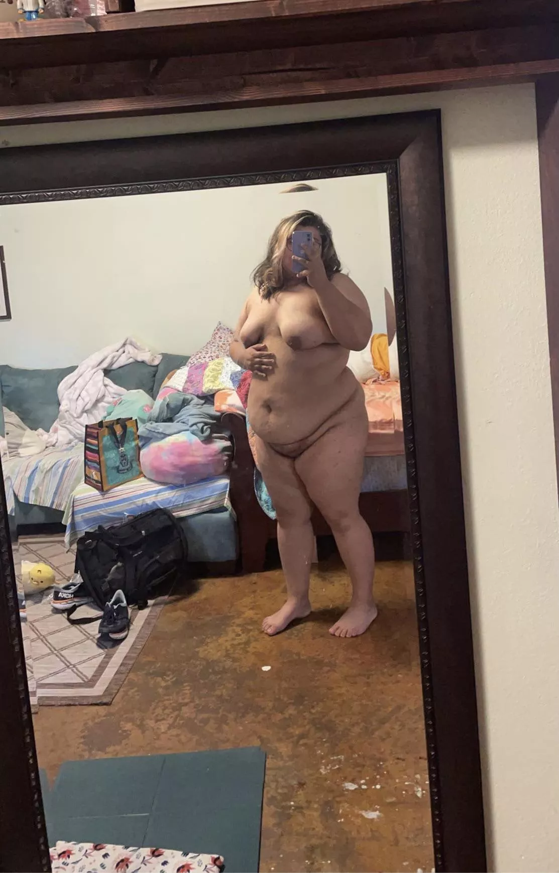 I love taking pictures of myself ❤️ posted by lemonpepwings