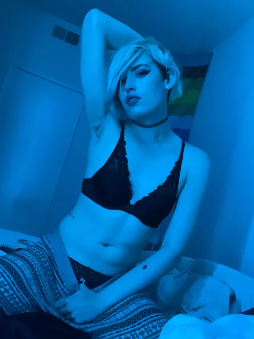 i love that boys are able to look like this by GibsonLexPaul