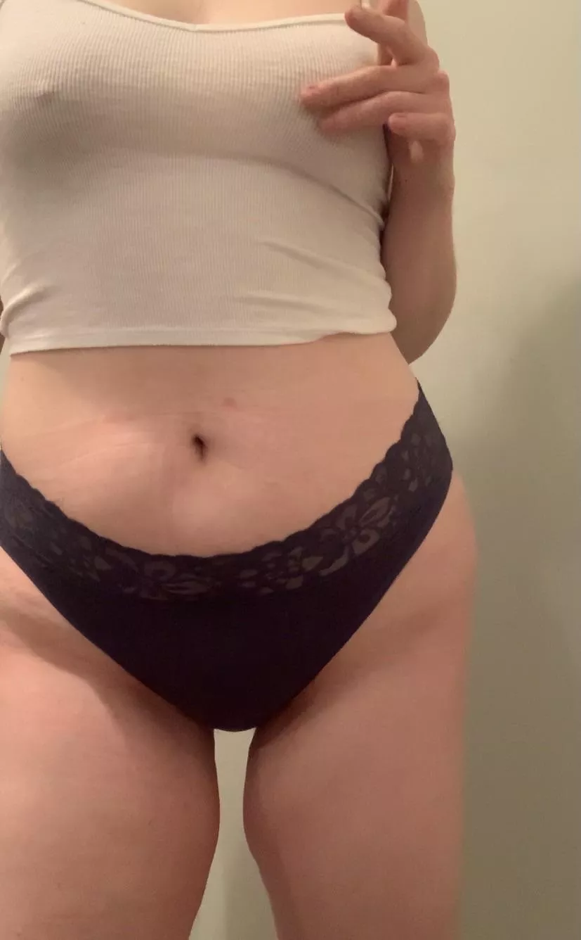 i love the abstract, delicate, profound, vague, voluptuously wordless sensation of living ecstatically- anaïs nin [F] posted by naked__poet