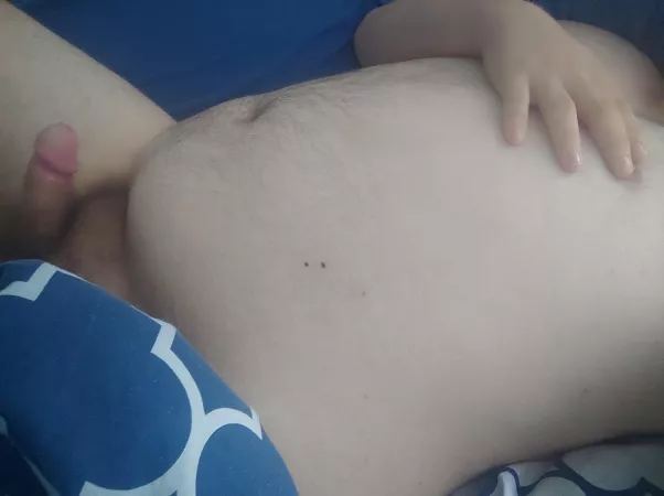 I love the attention. (M20) by hugoblue12