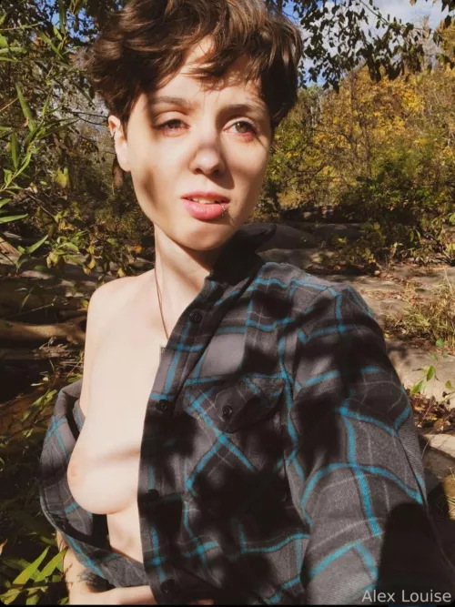 I love the feeling of the sunshine on my chest by arthoe_louise