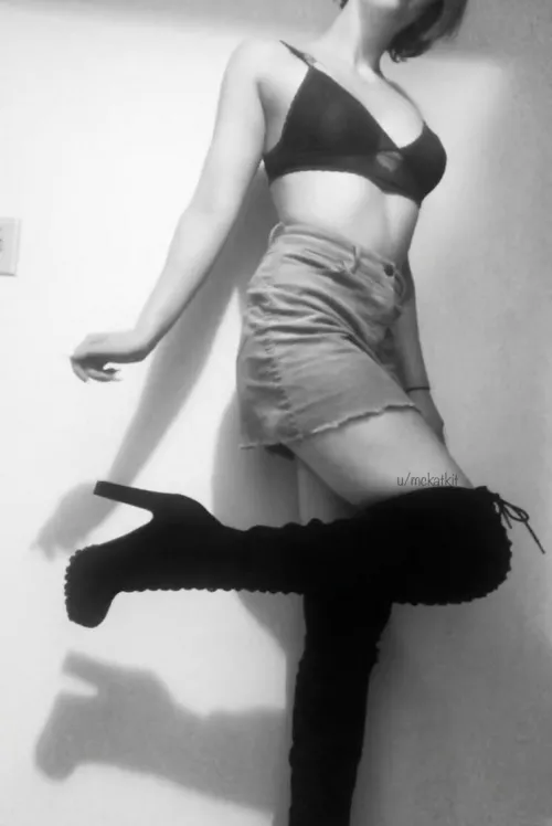 I love the heels on these by mckatkit