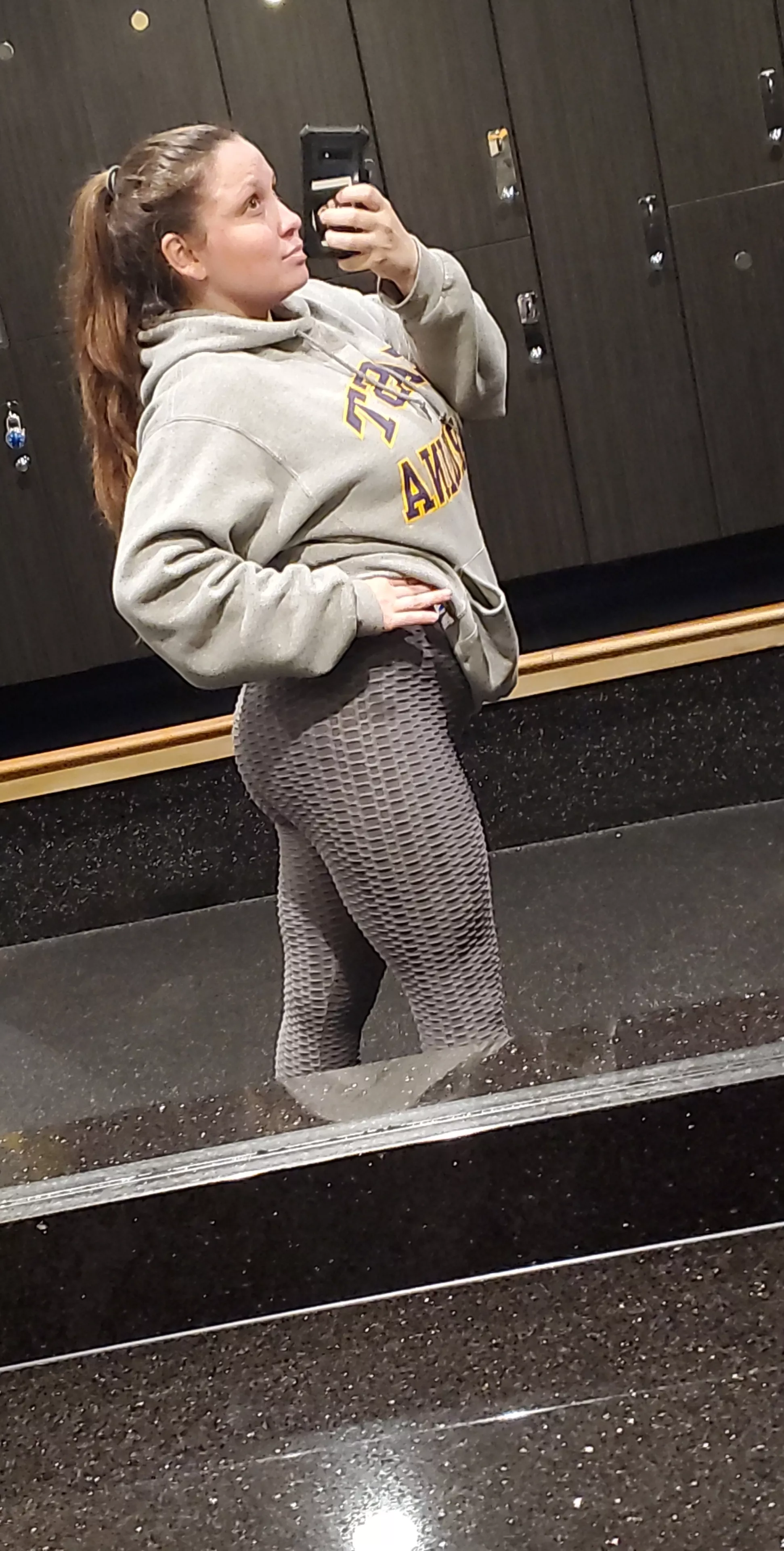I love the way my ass and legs look in these ××× posted by LadyChaosxxx