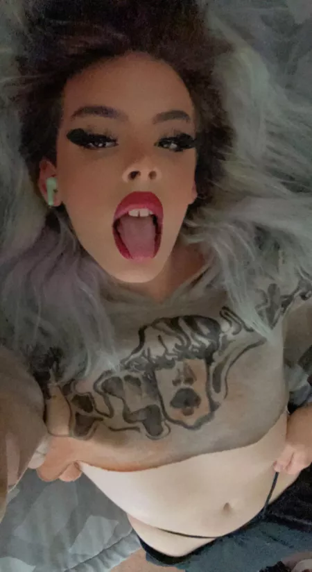 I love these pants 😋 by Hellooooooomydear