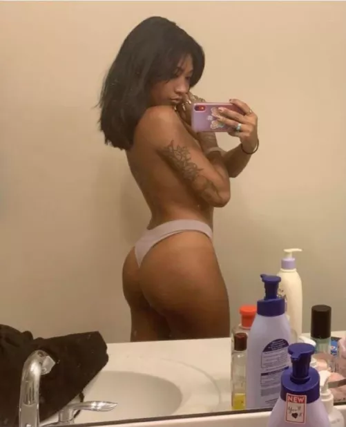 I love thinking about someone sniffing my underwear 👅🥵🥵 [F] 22 (OC) by kittynirvana