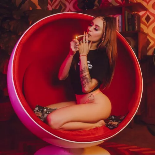 I love this chair by colbicat