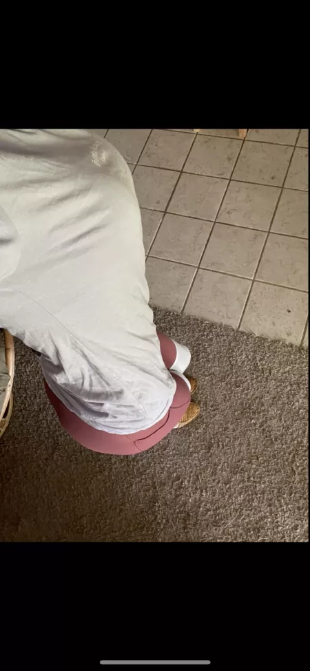 I love this lounge look!!! Give me something to suck on?!?! 😍🍆 by 1trewd