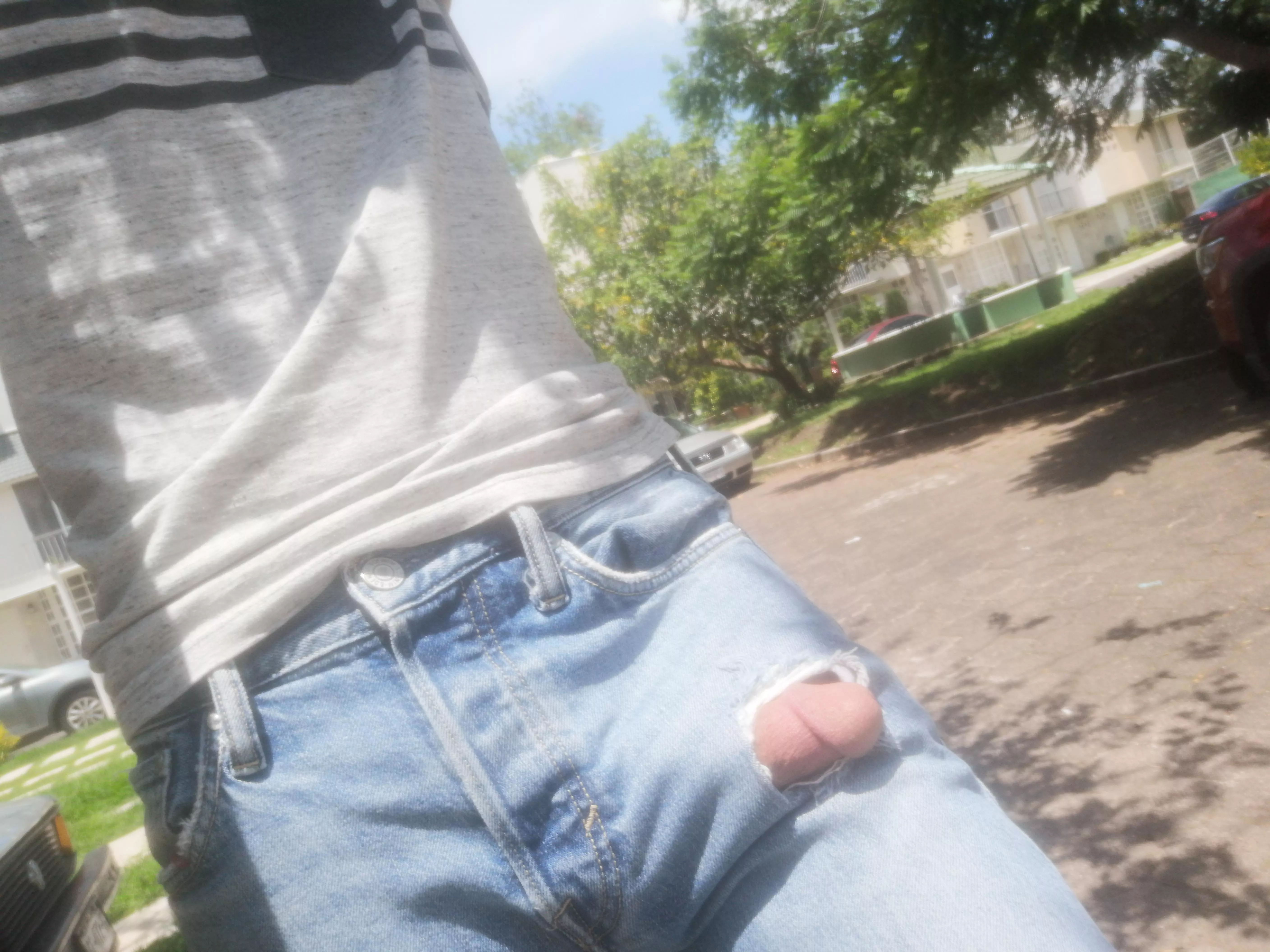 I love this pantss posted by Lord_Sixtos