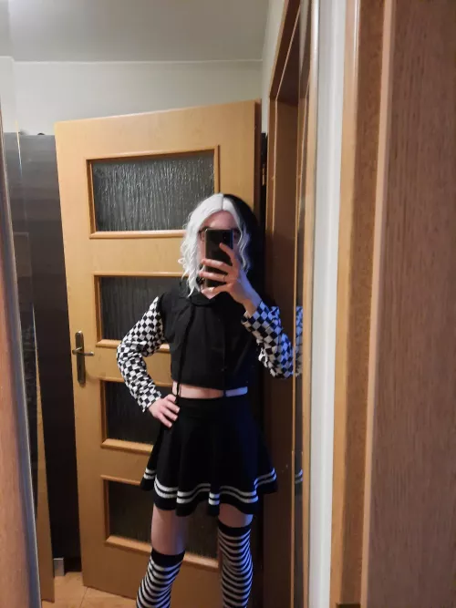 I love this thigh highs by Queen_of_the_Abyss