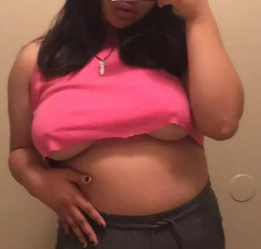 I love to show off by glitt3rfuck