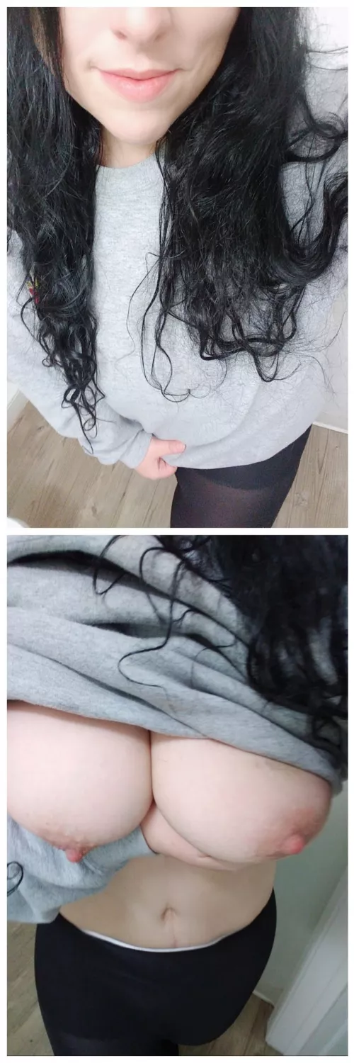 I love wearing sweatshirts during the holidays (35) (f) by Horrorhotgirl19
