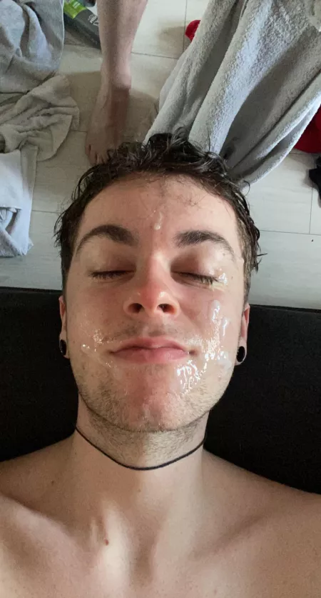 I love when he cums all over me by Smoothsubbottom