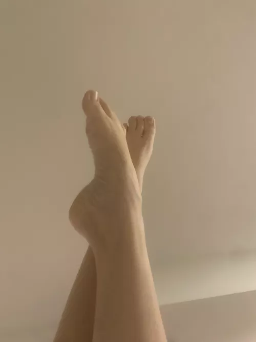 I love when you suck my toes 💦💋 by Pearlygirls