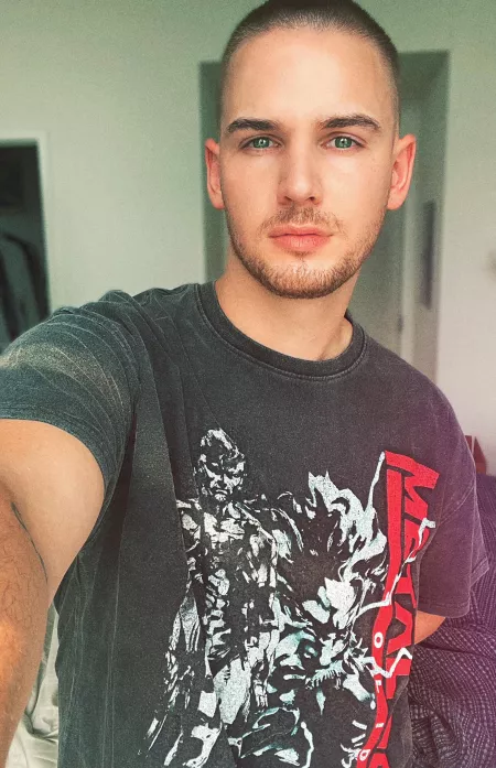 I love you Solid Snake 💕🌹🐍🌈 by TaylorMoon616