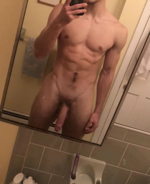 I may be lean but I’m fat where it counts 😏 by Bigfromma