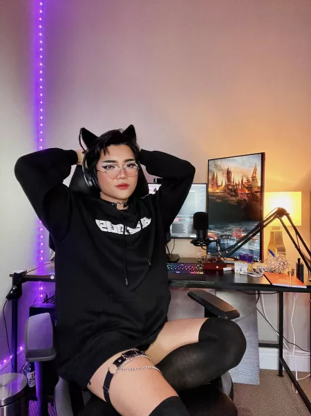 I might’ve neglected Reddit for a bit. 🥺 by TheOnly_Khaleesi