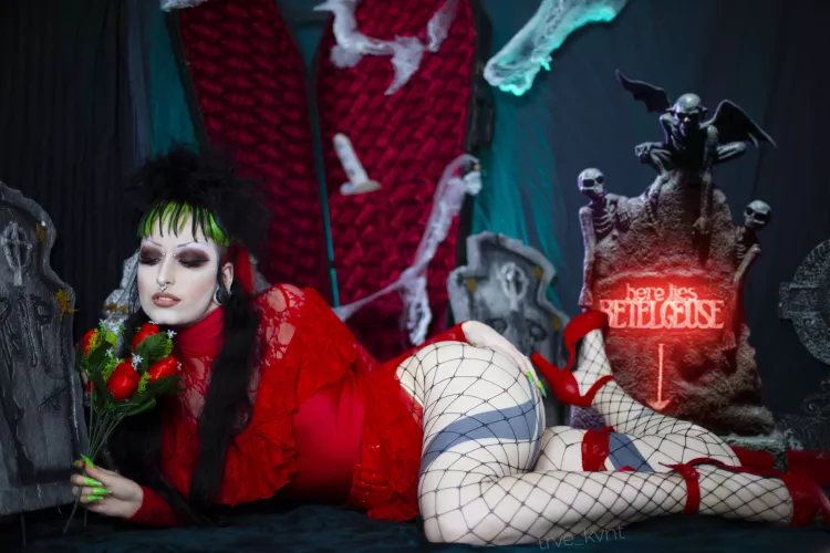 I, myself, am strange & unusual 🥀🪦👻 Lydia Deetz by me by trve_kvnt