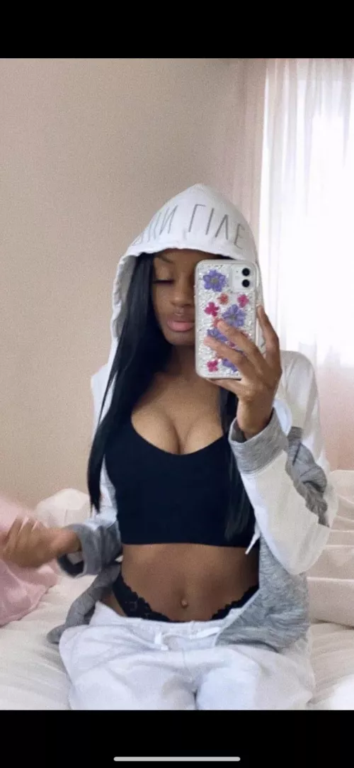 I need a BBC 😩 can you help me? by Haitian-goddess