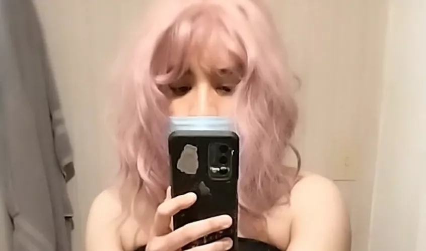 I need a boyfriend 😭 by Throwawayintime88