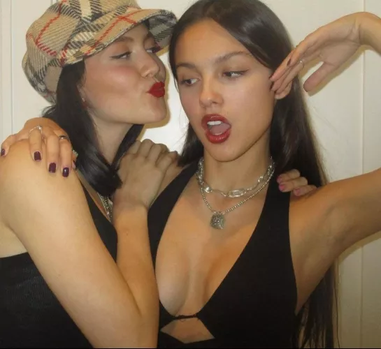 I need a bud to get me off to Olivia by xRash3d