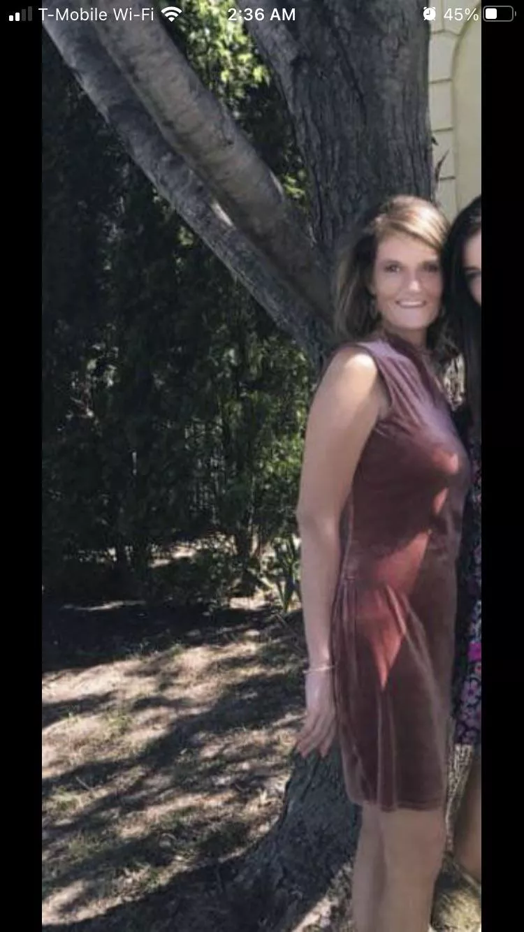 I need a bully to bang my mom 🤤🤤 posted by Wadepool1012327