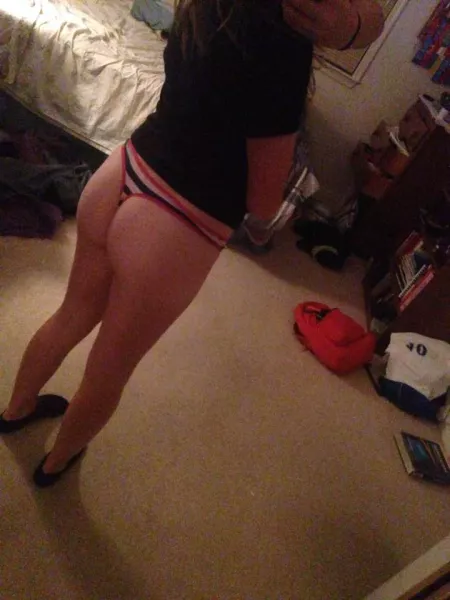 I need a butt massage asap 😩 by FearlessClothes4312