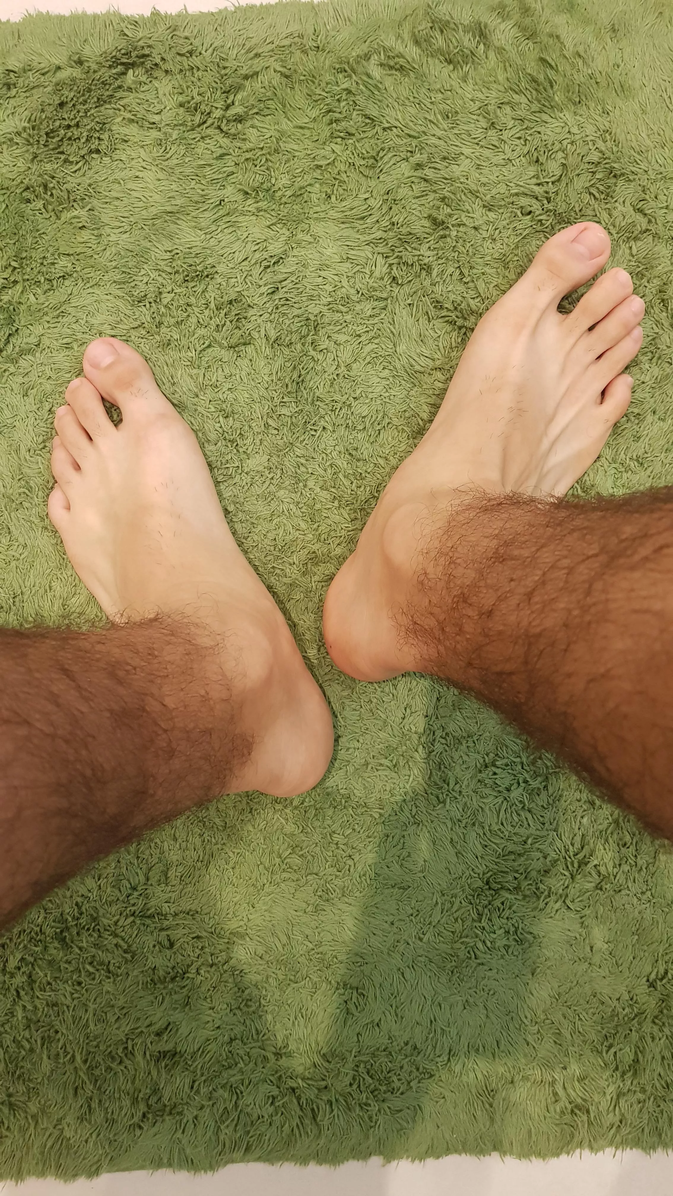 🦶 i need a massage posted by BigcummerNL