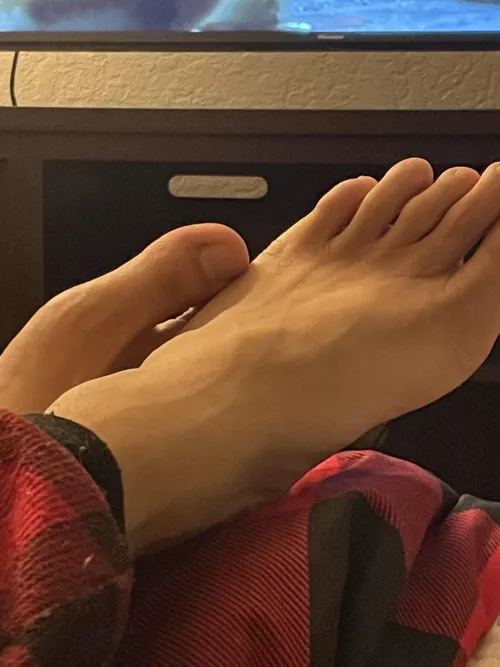 I need a pedicure by Harrypotskins1