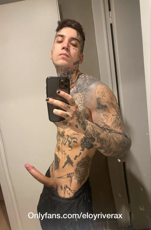 I need an ass that holds up all night that I fuck it really hard🍆🍆💦 You want to see more of me and my 22 cm cock??🥵🥵 check comment section💪🥵 by RiveraxEloy