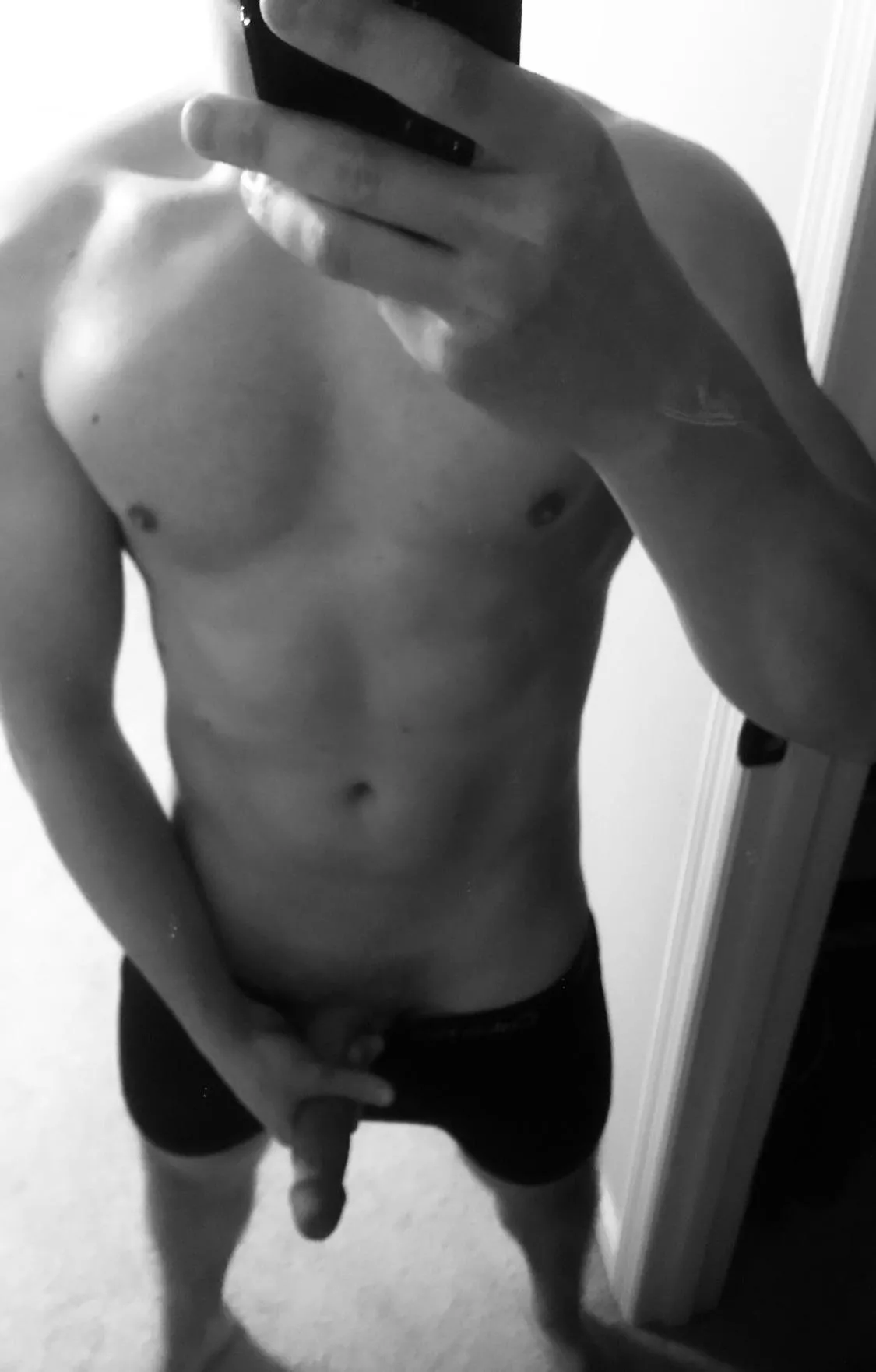 I need another hand… posted by strokinglikebeckham