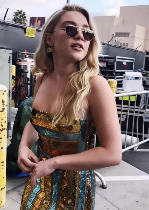 I need Florence Pugh to drain my balls by Professional-Sand-64