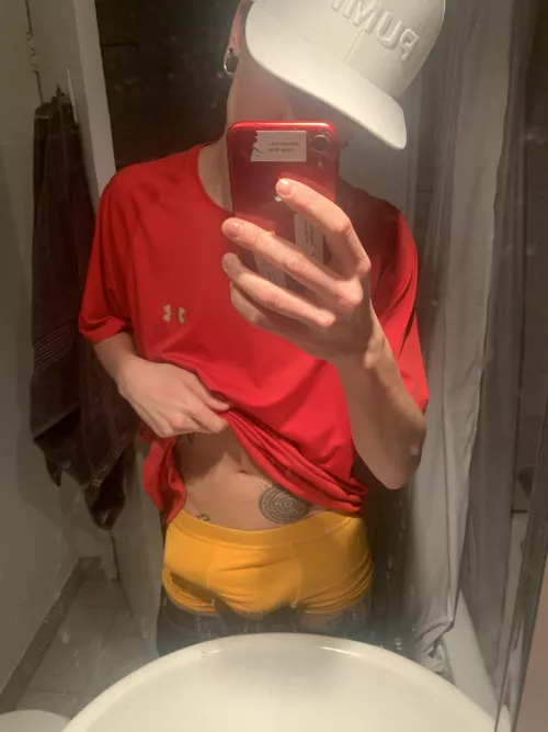 I need help at something, guess what by gogodor_