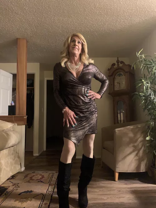 I need hot men! by SashadawnRoss