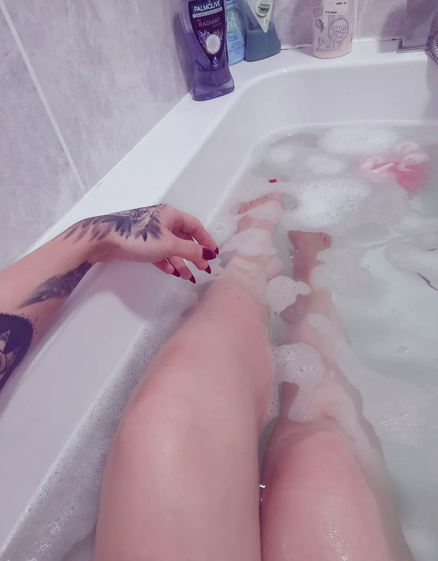 I need more bubbles 💦 posted by Lilith_Lovecraft