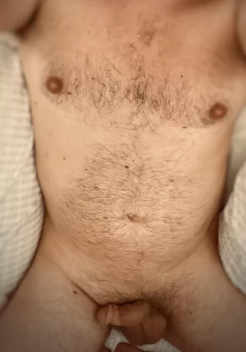 I need more gay buds! Anyone interested? by Successful-Cricket43