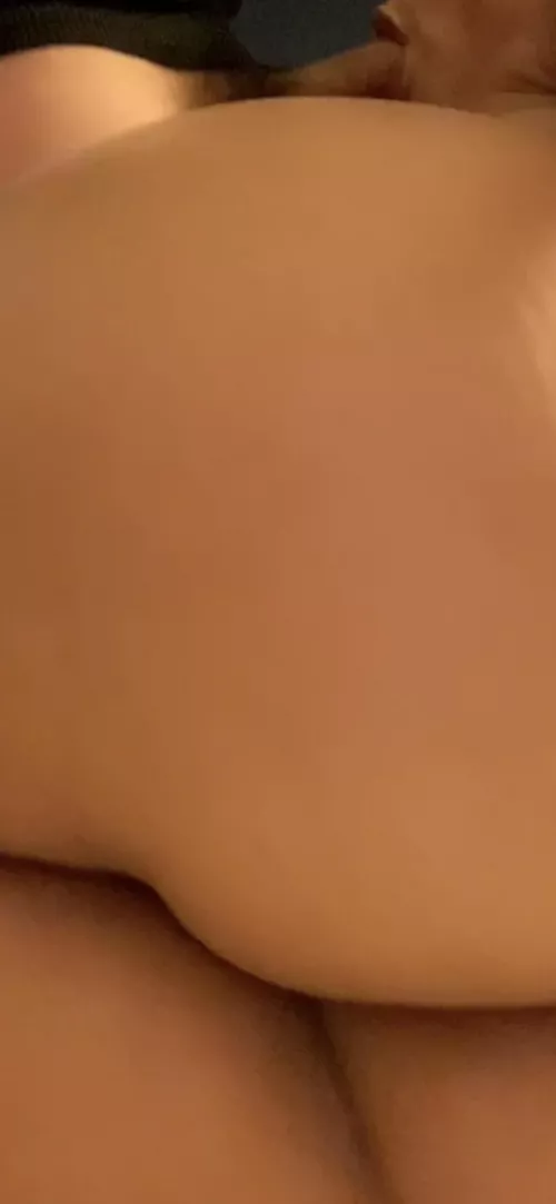 I need my ass squeezed by stassboyfeet