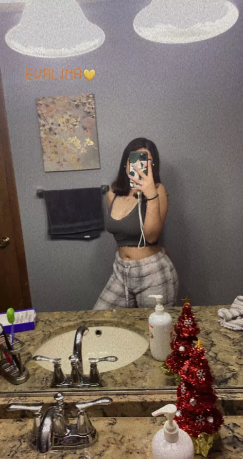 I need my cheeks clapped by Evalina992