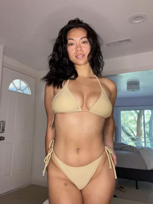 I need my titties in someone’s mouth by sydyonce