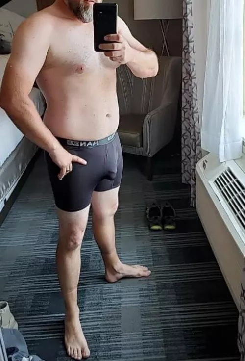 I need so(M)e on the knees pulling my boxers down.. anyone wanna help? 😘 💦Comments from all genders and orientations welcome 💦 by Rekkr81