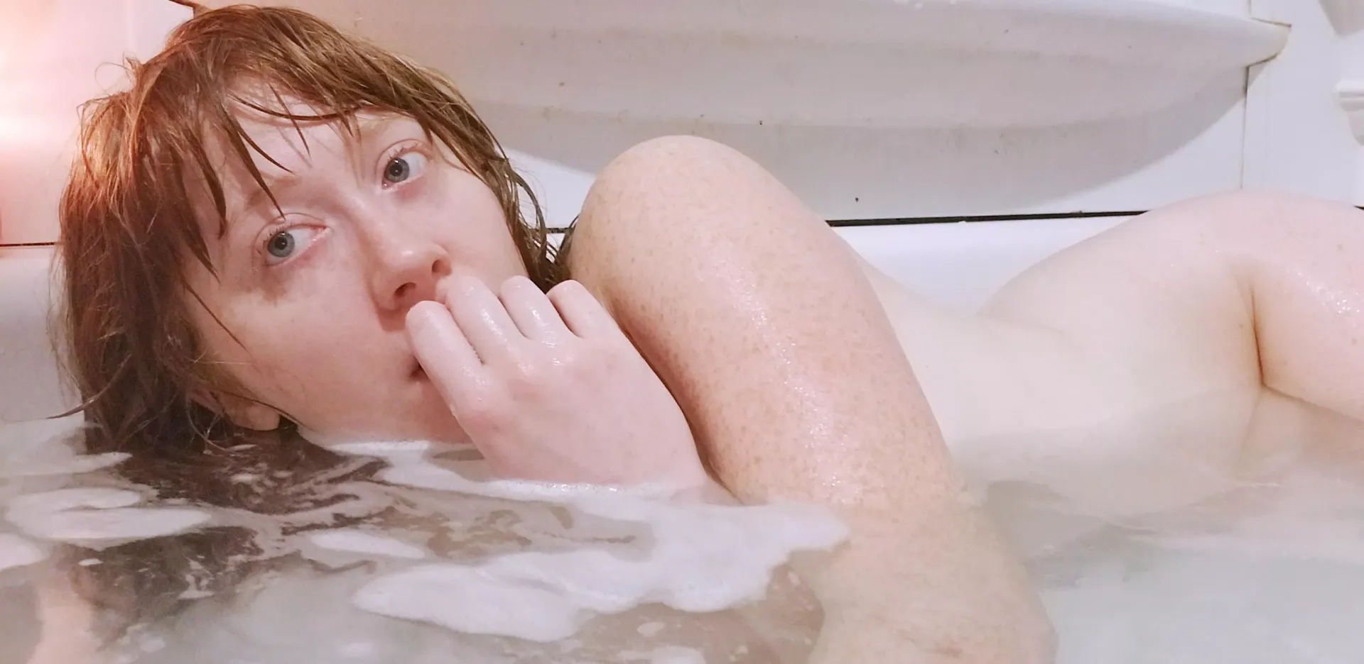 I need someone to help me get these hard-to-reach areas ;) posted by iris_blossom