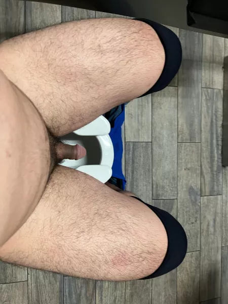 I need someone to suck the cum out of my balls. by Roro4640