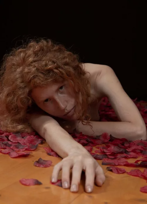 I need someone to teach me how to do pushups. Any volunteers? by Valvolpe