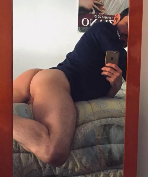 I need to be bred so bad... I need big fat balls to worship by Henderi14